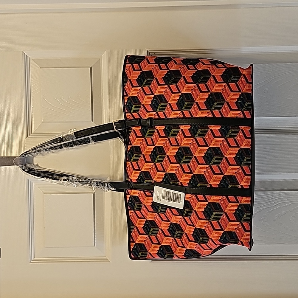 AUTH MCM TOTE